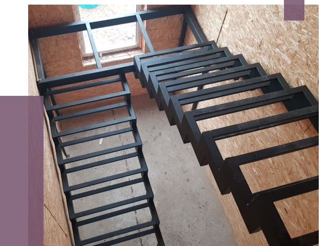 Демонтаж лестниц на металлокаркасе в Дмитрах от 7718 руб. за м²