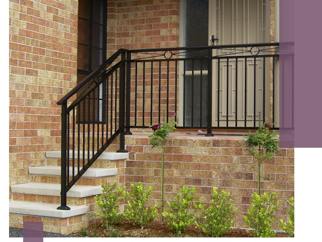 Уличные перила из металла под ключ в Дмитрах
