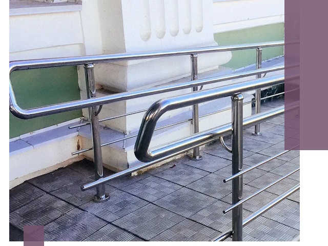 Ограждения пандусов из металла и нержавейки в Дмитрах