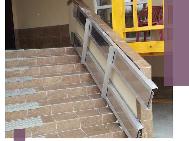 Откидные пандусы под ключ в Дмитрах — монтаж и демонтаж