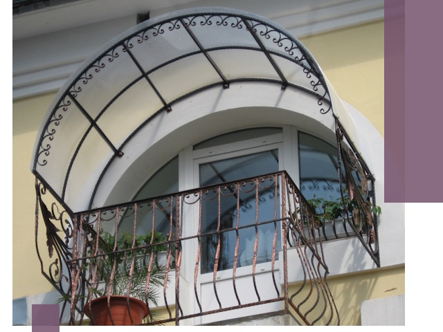 Козырьки над балконом в Дмитрах — изготовление и монтаж